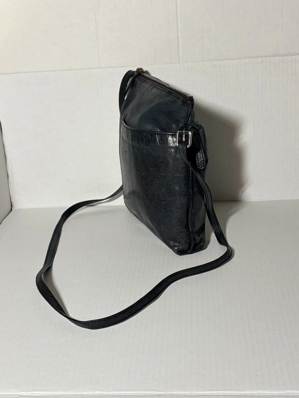 HOBO INTERNATIONAL Leather Crossbody Bag